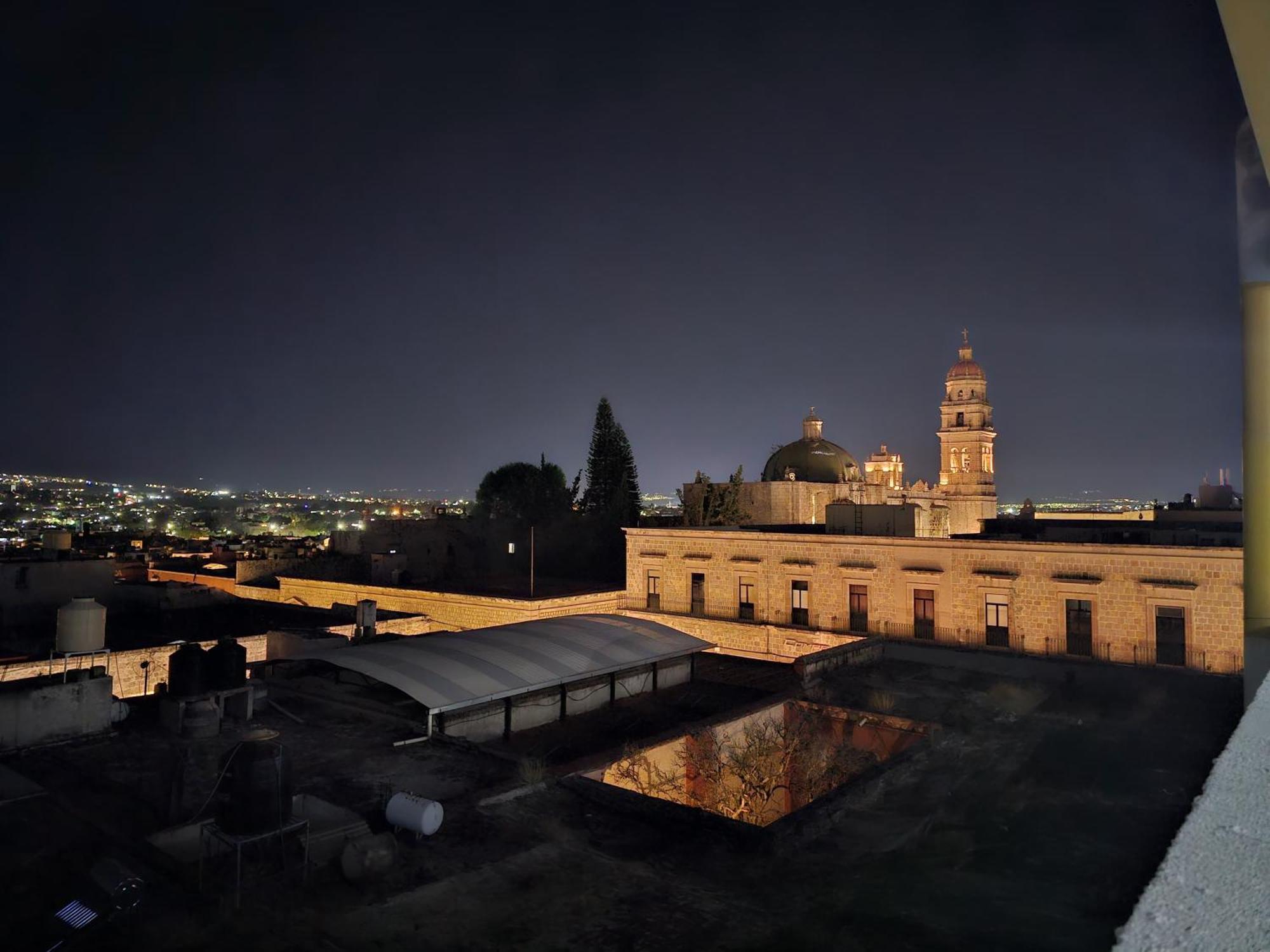 Estancia Real Aparthotel Morelia Exterior photo